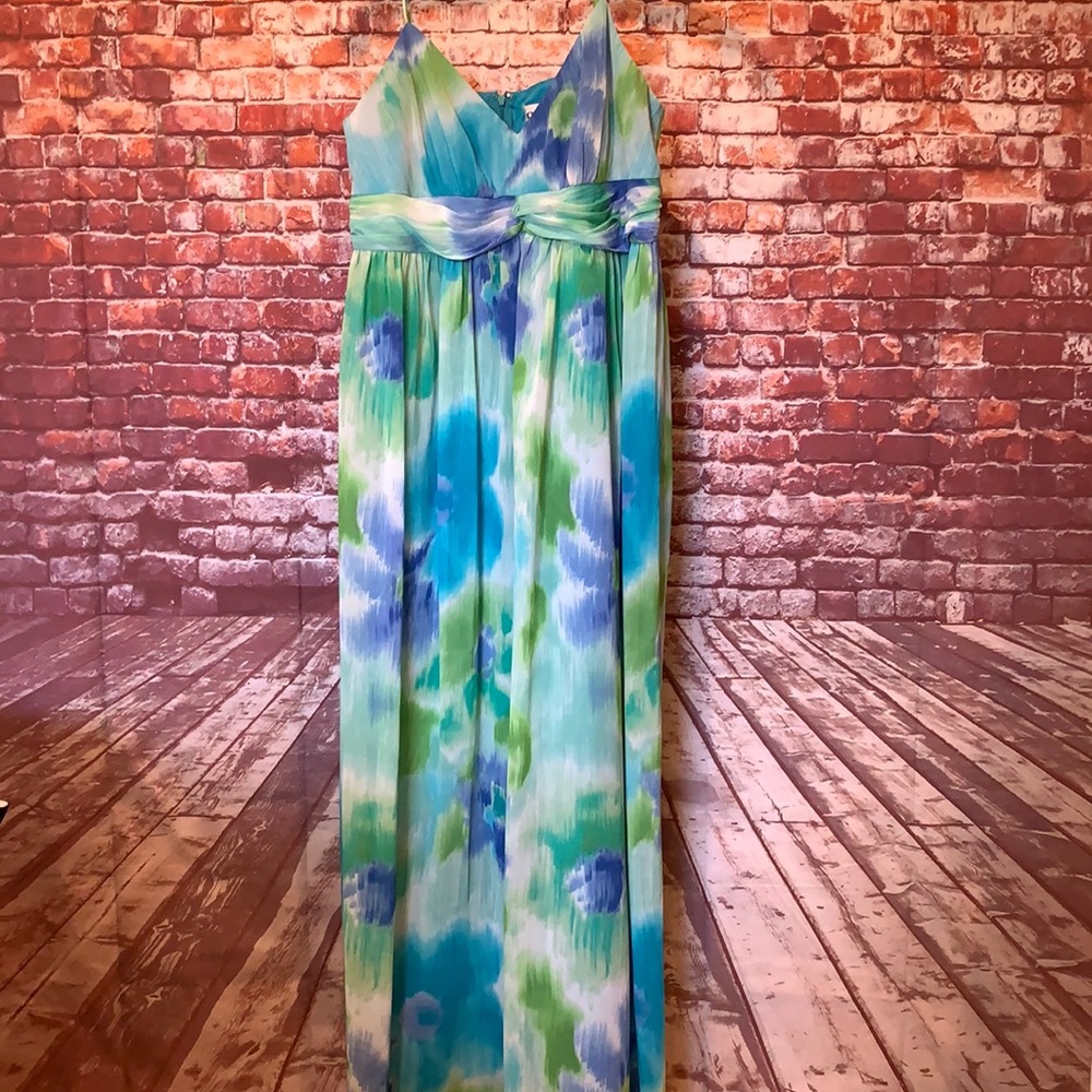 Gorgeous Blue Green & White Floral dress.
